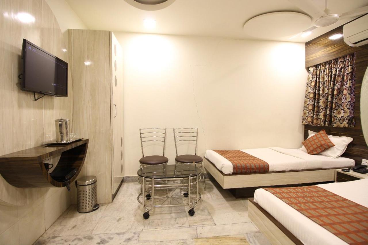 Hotel Oc Residency Mumbai  Buitenkant foto
