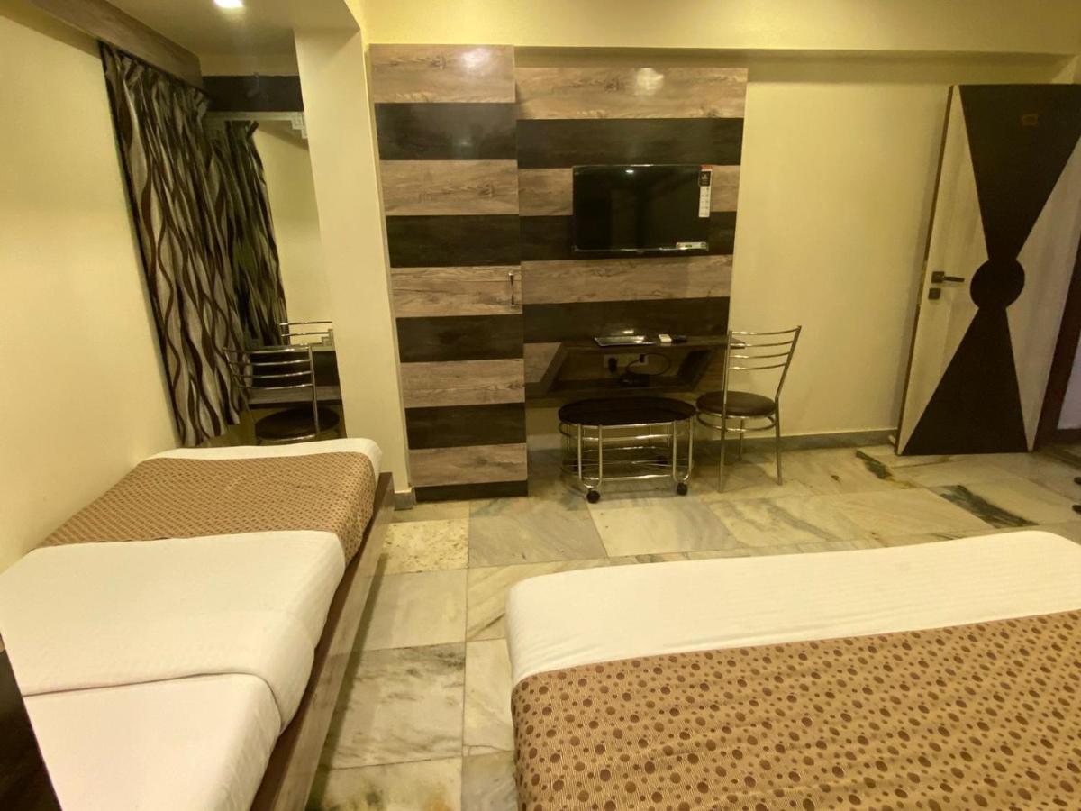 Hotel Oc Residency Mumbai  Buitenkant foto