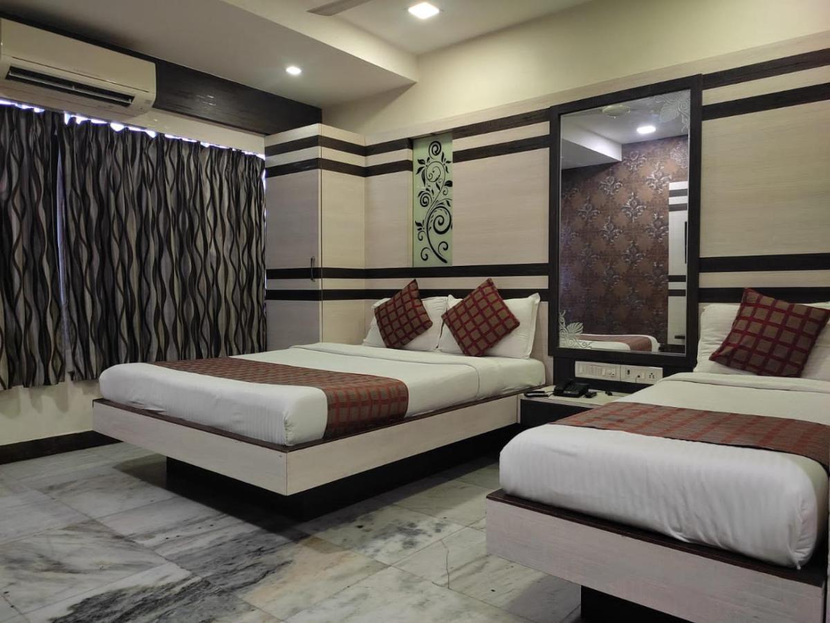 Hotel Oc Residency Mumbai  Buitenkant foto