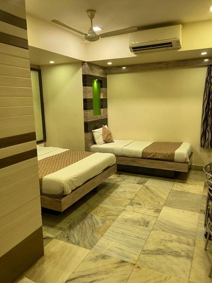 Hotel Oc Residency Mumbai  Buitenkant foto