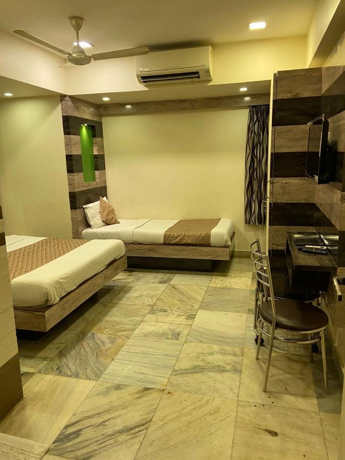 Hotel Oc Residency Mumbai  Buitenkant foto