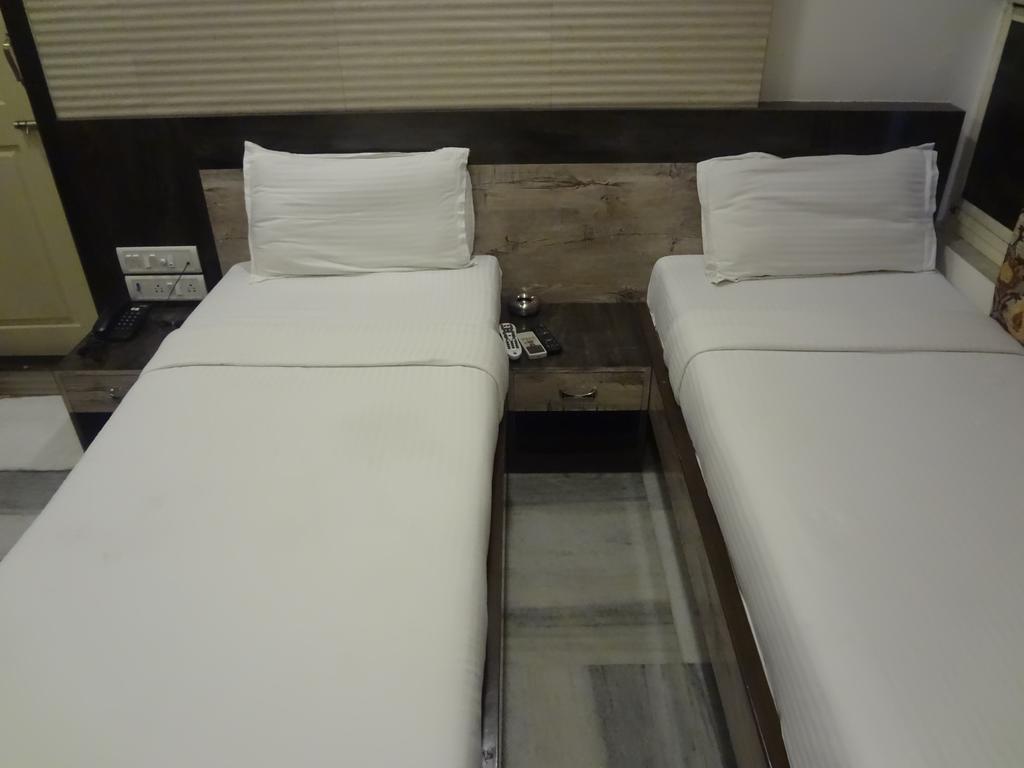 Hotel Oc Residency Mumbai  Buitenkant foto