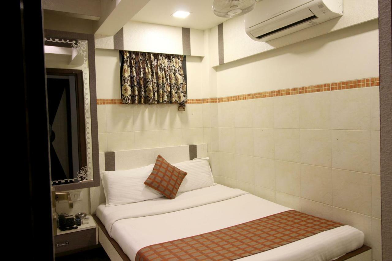 Hotel Oc Residency Mumbai  Buitenkant foto