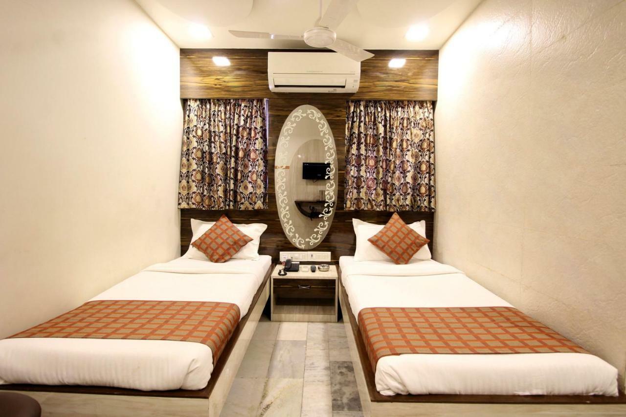 Hotel Oc Residency Mumbai  Buitenkant foto